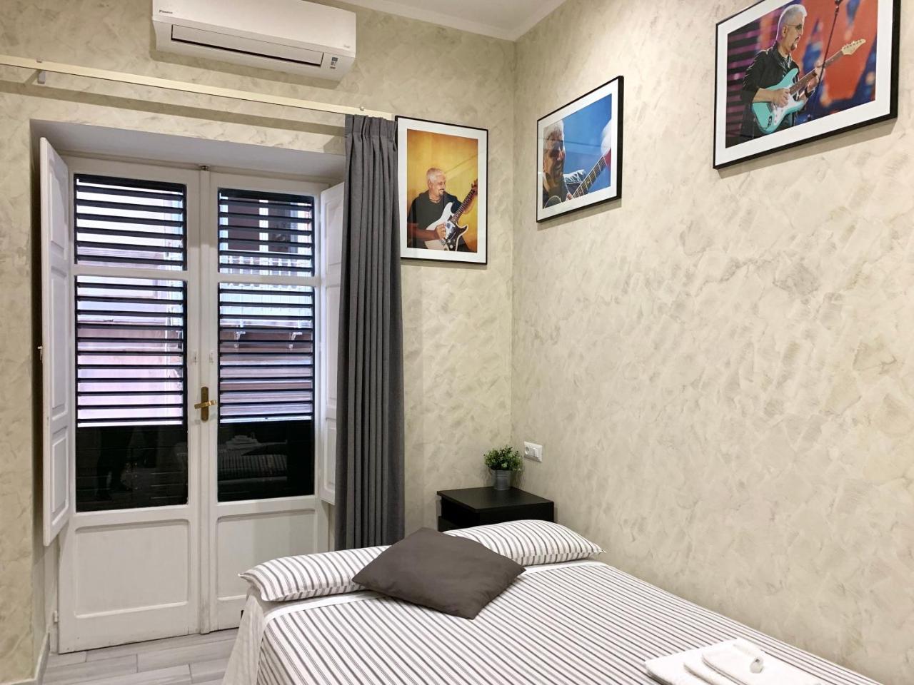Hotel Bed No Breakfast AK Neapel Exterior foto